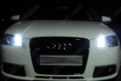 Światła postojowe LED xenon biały W5W T10 - Audi A3 8P