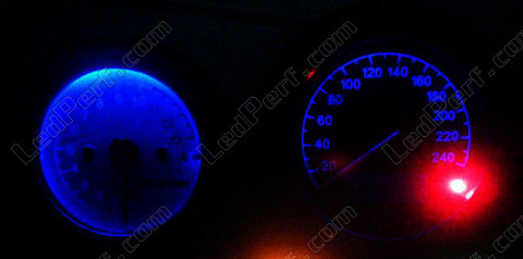 LED licznik niebieski do Suzuki SVN Carbu