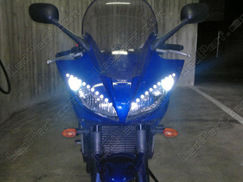 LED światła postojowe xenon biały Yamaha Fazer FZ6