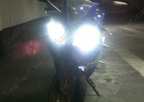 LED Światła mijania Yamaha YZF R125