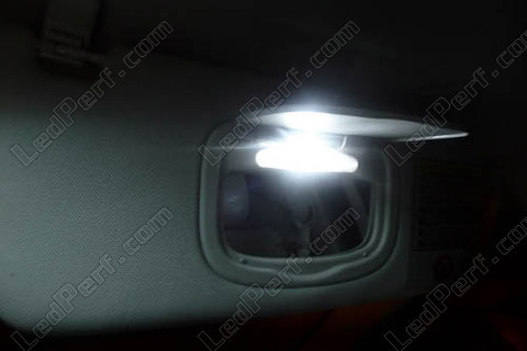 LED lusterek w osłonach przeciwsłonecznych Alfa Romeo Brera