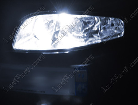 LED światła postojowe xenon biały Alfa Romeo GT