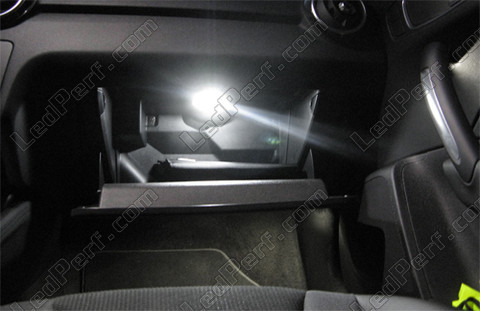 LED schowek na rękawiczki Audi A1