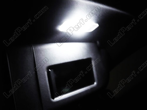 LED lusterek w osłonach przeciwsłonecznych Audi A4 B5