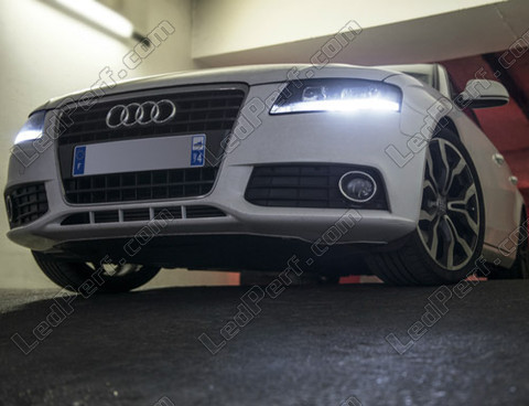 LED światła do jazdy dziennej - dzienne Audi A4 B8