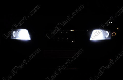 LED światła postojowe xenon biały Audi A6 C5