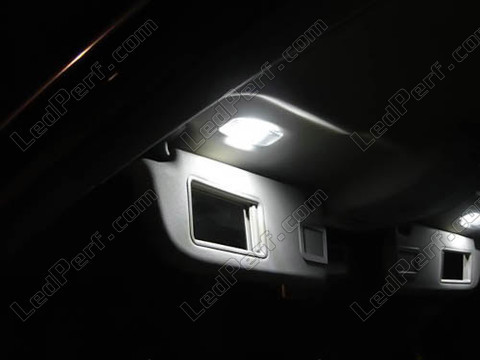 LED lusterek w osłonach przeciwsłonecznych Audi A6 C6