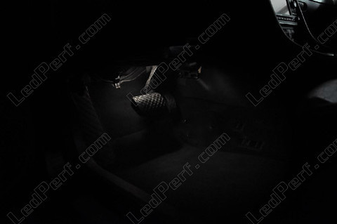 LED Podłogi przedniej Audi A8 D2