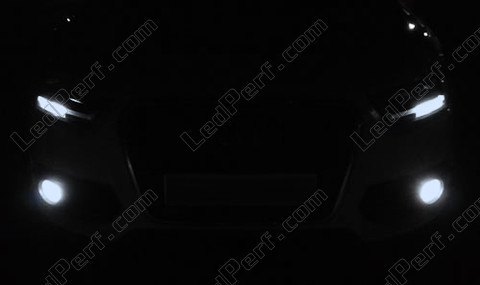 LED światła przeciwmgielne Audi Q3