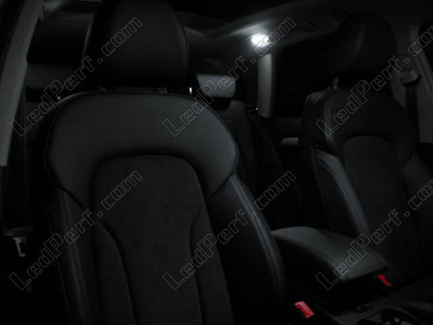LED tylne światło sufitowe Audi Q5