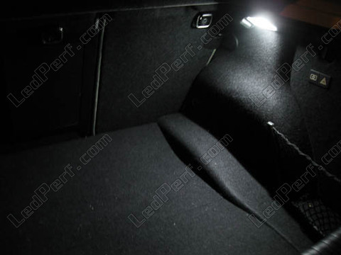 LED bagażnik BMW serii 1 (E81 E82 E87 E88)