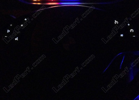 LED elementy sterujące na kierownicy BMW serii 3 (E46)