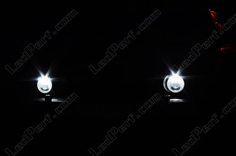 LED światła postojowe xenon biały BMW serii 5 (E34)