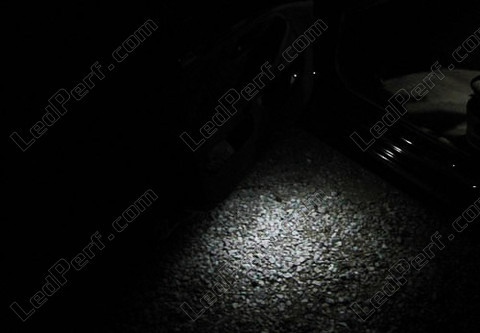 LED próg drzwi BMW serii 5 (E39)