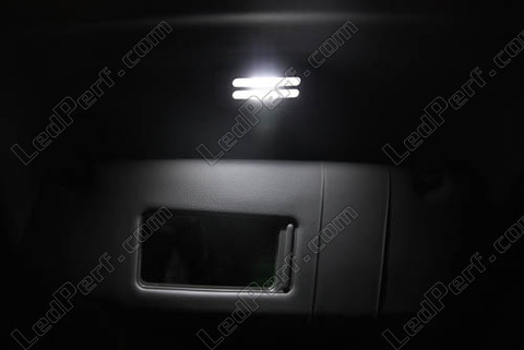LED lusterek w osłonach przeciwsłonecznych BMW Serii 5 E60 E61