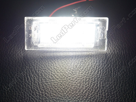 LED moduł tablicy rejestracyjnej BMW X3 (E83) Tuning