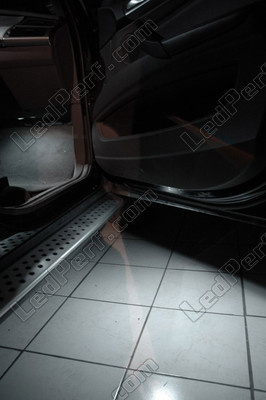 LED próg drzwi BMW X4 (F26)