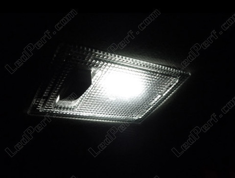 LED światło sufitowe Chevrolet Aveo T250