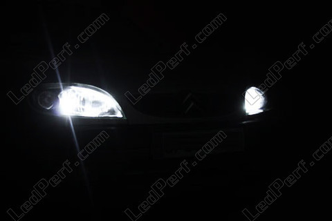 LED światła postojowe xenon biały Citroen Saxo