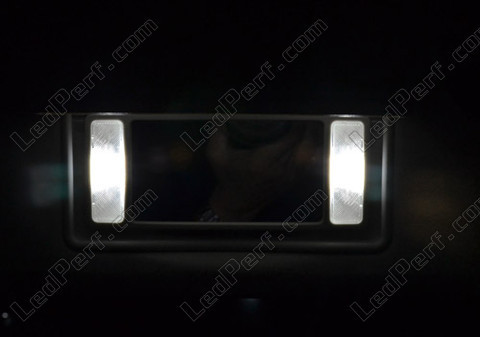 LED lusterka w osłonach przeciwsłonecznych Dodge Journey Tuning