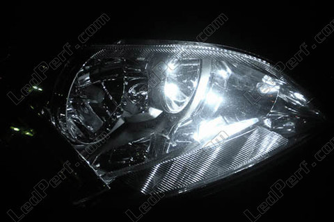 LED światła postojowe xenon biały Ford C Max