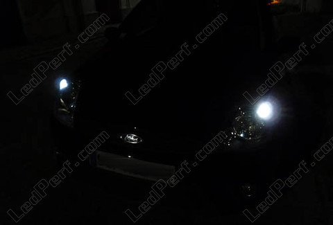LED światła postojowe xenon biały Ford Fiesta MK6