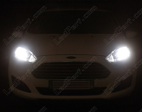 LED Światła mijania Ford Fiesta MK7