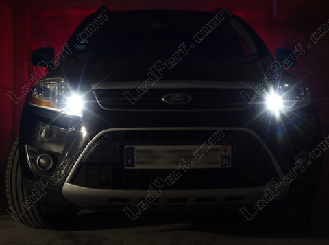 LED światła postojowe xenon biały Ford Kuga