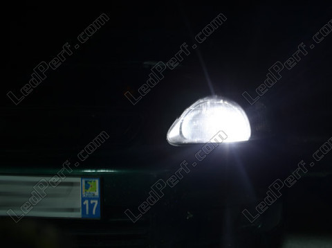 LED światła postojowe xenon biały Honda Civic 6G