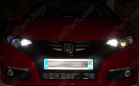LED światła postojowe xenon biały Honda Civic 9G