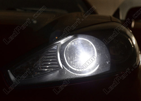 LED światła postojowe xenon biały Hyundai Coupe GK3