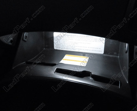 LED schowek na rękawiczki Hyundai I30 MK1