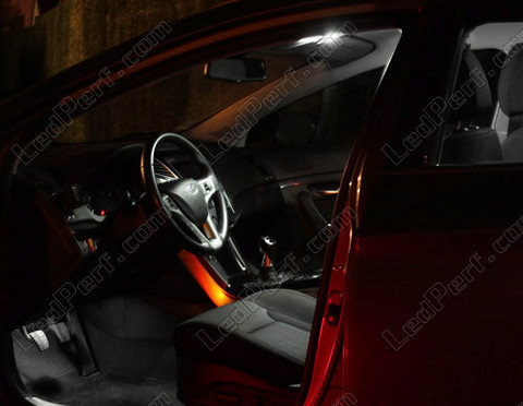 LED przednie światło sufitowe Hyundai I40