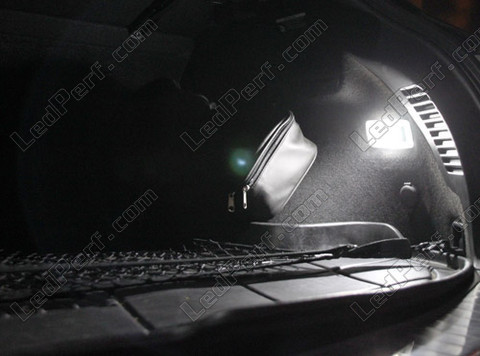 LED bagażnik Infiniti FX 37