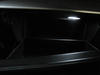LED schowek na rękawiczki Mazda 3 phase 2