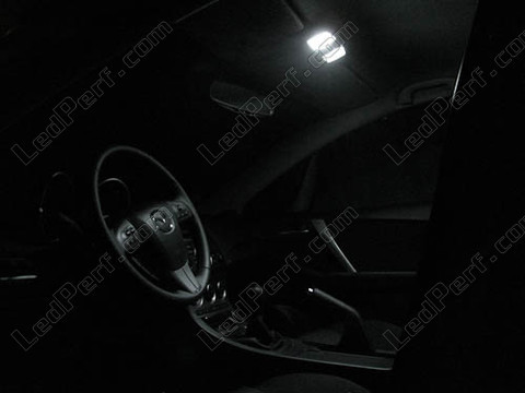 LED przednie światło sufitowe Mazda 6 faza 2