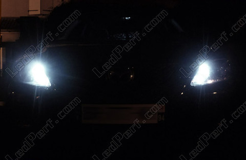 LED światła postojowe xenon biały Mazda 6 faza 2