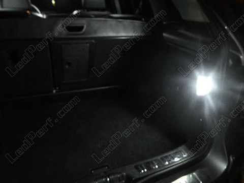 LED bagażnik Mercedes Klasa B