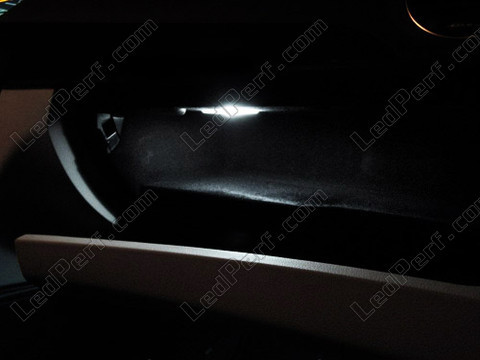 LED schowek na rękawiczki Mercedes Klasa E (W212)