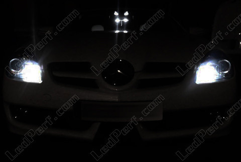 LED światła postojowe xenon biały Mercedes SLK R171