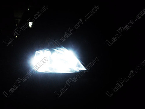 LED światła postojowe xenon biały Nissan 350Z