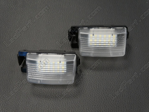 LED moduł tablicy rejestracyjnej Nissan Pulsar Tuning
