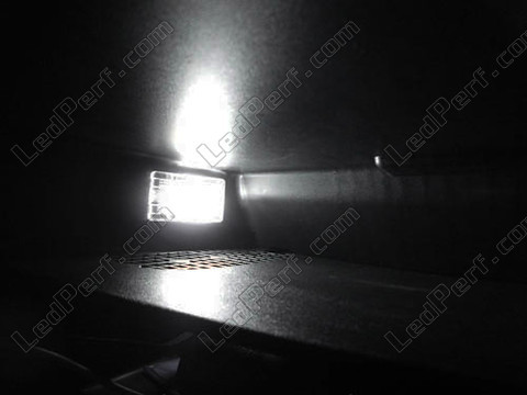 LED schowek na rękawiczki Opel Astra H