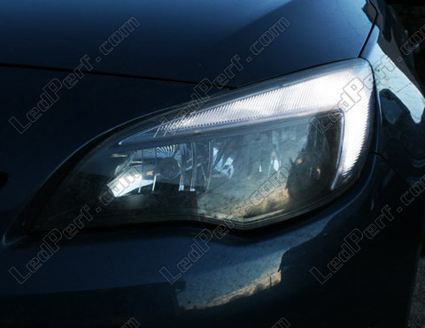 LED świateł postojowych/Światła do jazdy dziennej świateł dziennych Opel Astra J