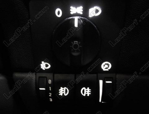 LED sterowanie reflektorami biały Opel Corsa C