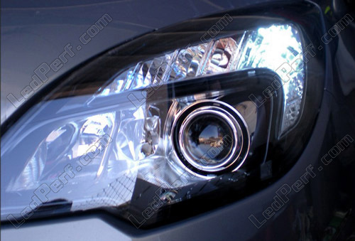 Opel Mokka - Światła do jazdy dziennej LED DRL W21/5W T20 OPTICON