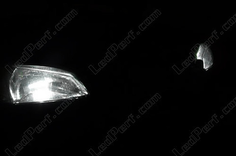 LED światła postojowe xenon biały Peugeot 106