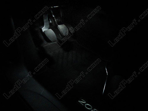 LED podłoga Peugeot 2008