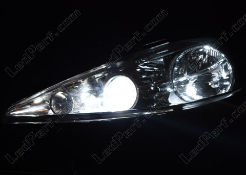 LED Światła mijania Peugeot 207