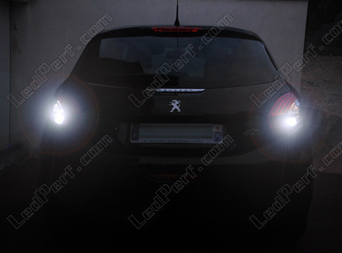 LED Światła cofania Peugeot 208 Tuning